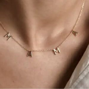 Mama necklace